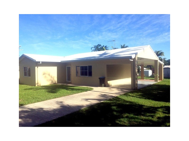 8 YAMALA Close, Mission Beach QLD 4852