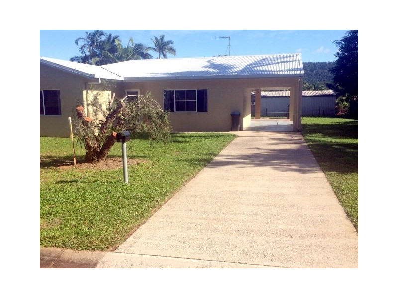 8 YAMALA Close, Mission Beach QLD 4852