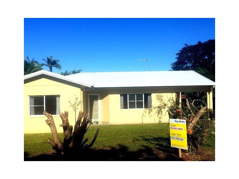 8 YAMALA Close, Mission Beach QLD 4852