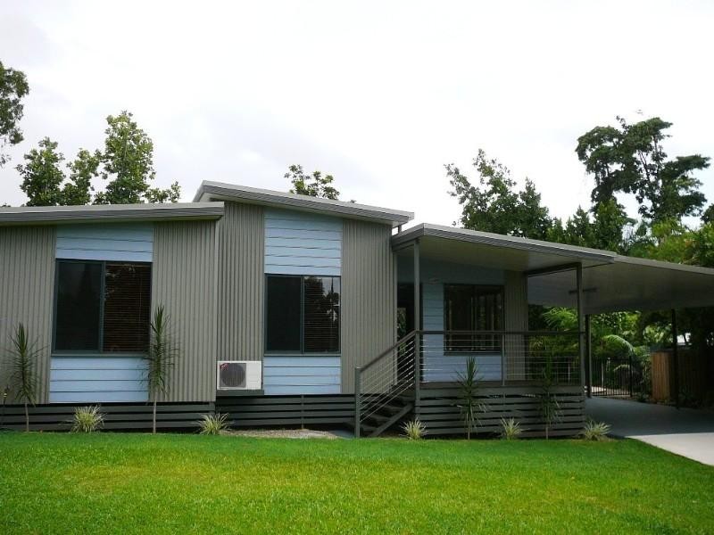 Mission Beach QLD 4852