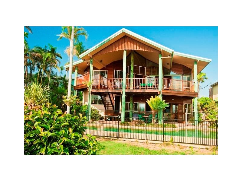 Wongaling Beach QLD 4852