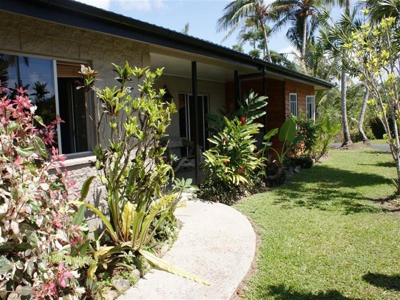 Mission Beach QLD 4852