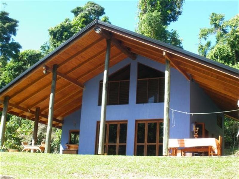 5 Plantation Drive, Bingil Bay QLD 4852