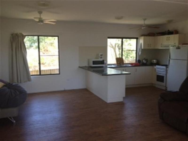 25 Spinnaker Street, South Mission QLD 4852