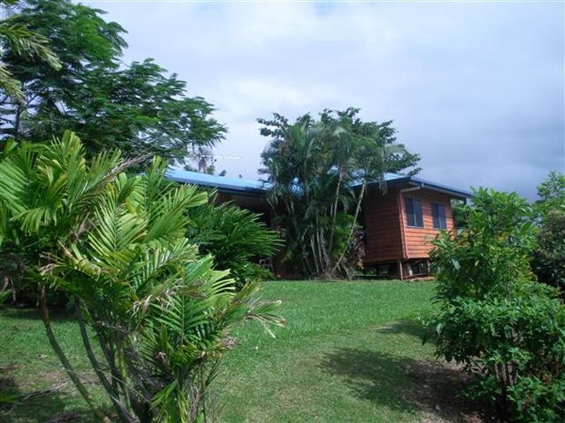 3 Admiralty Street, South Mission QLD 4852