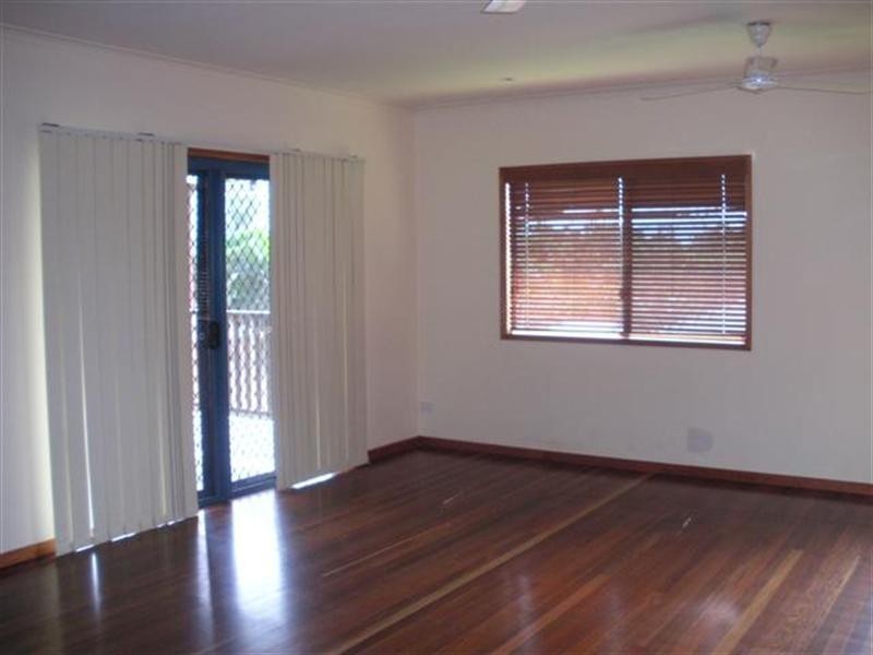 3 Admiralty Street, South Mission QLD 4852