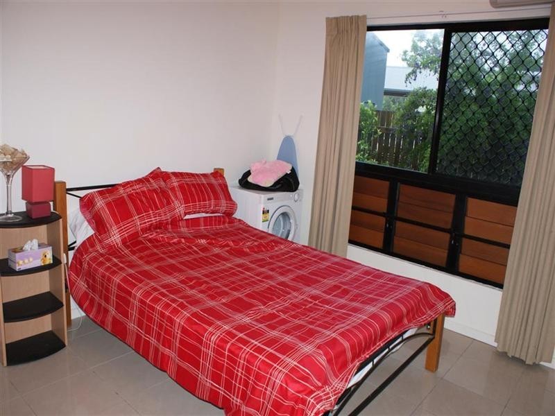 8/56 MARINER Drive, South Mission QLD 4852