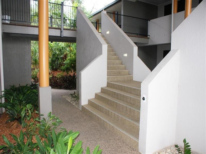 8/56 MARINER Drive, South Mission QLD 4852