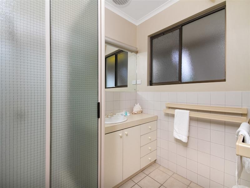104 Kennedy Esplanade, South Mission QLD 4852