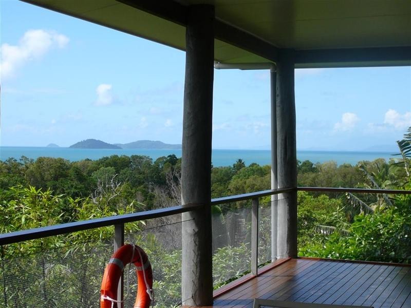 Mission Beach QLD 4852