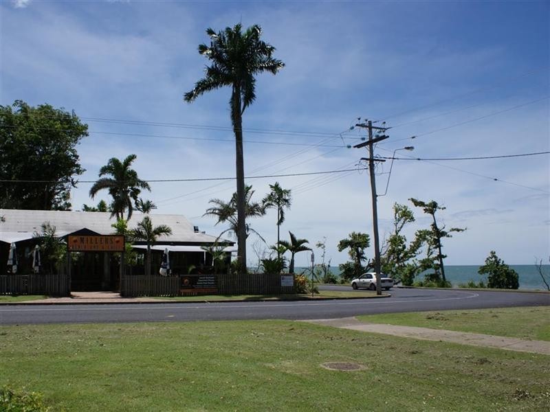 48 HOLLAND Street, Wongaling Beach QLD 4852