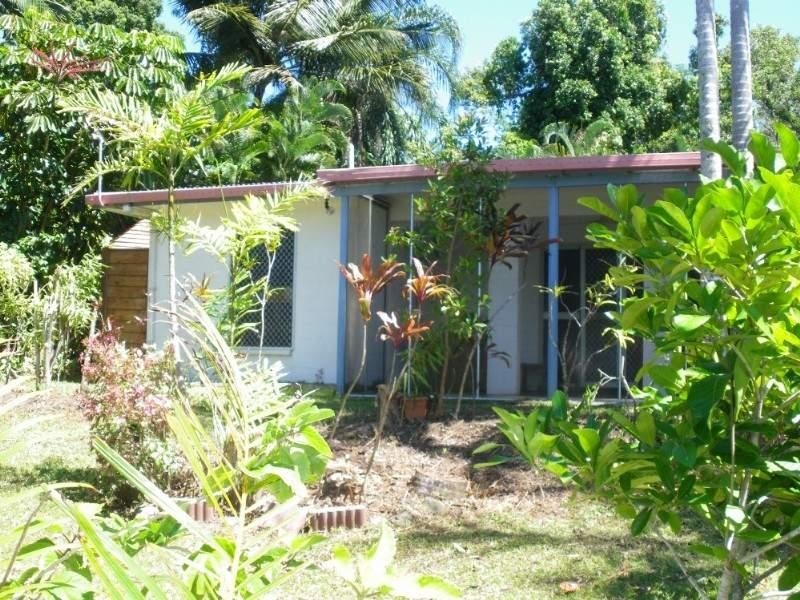 Mission Beach QLD 4852