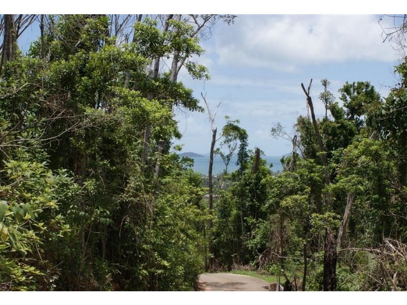 30 MISSION Circle, Wongaling Beach QLD 4852