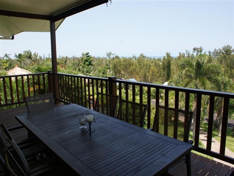 Mission Beach QLD 4852