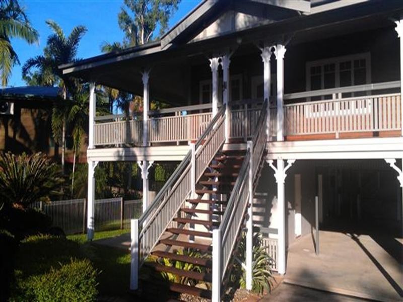 19 Kent Close, Mission Beach QLD 4852