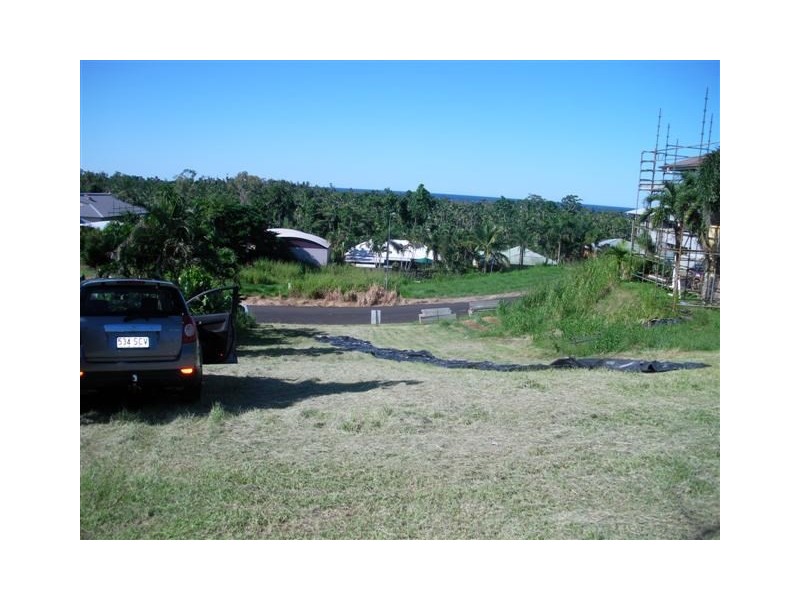 48 Dunkalli Crescent, Wongaling Beach QLD 4852