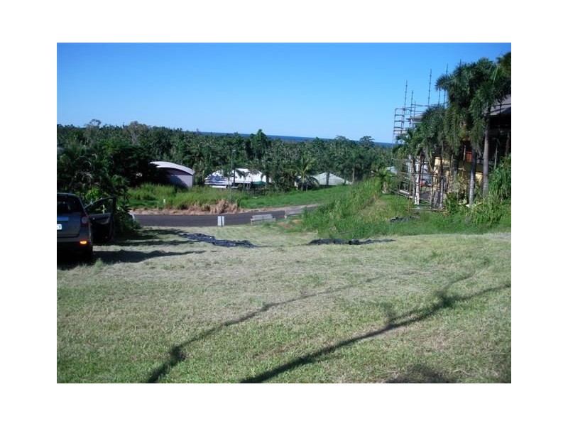 48 Dunkalli Crescent, Wongaling Beach QLD 4852