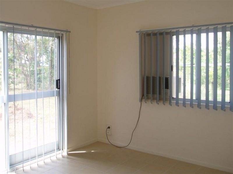 12 Seafarer Street, South Mission QLD 4852