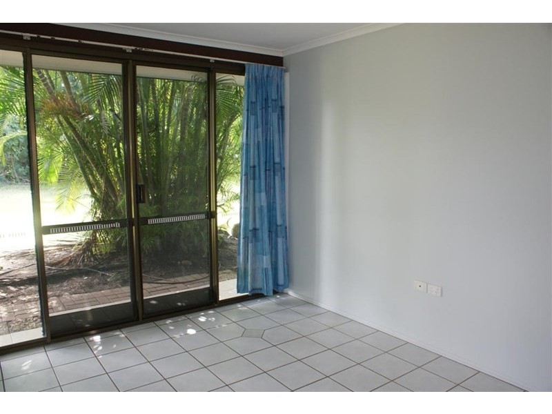 2/20 SEAFARER Street, South Mission QLD 4852