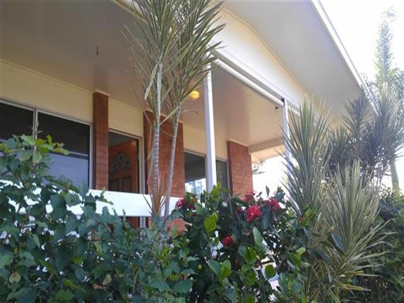 15 Porter Promenade, Mission Beach QLD 4852