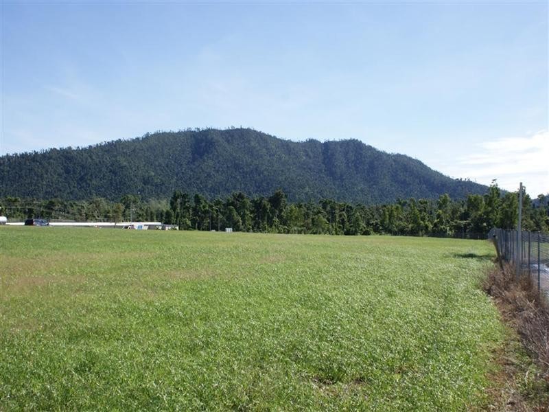 6 Shepherd Close, Mission Beach QLD 4852