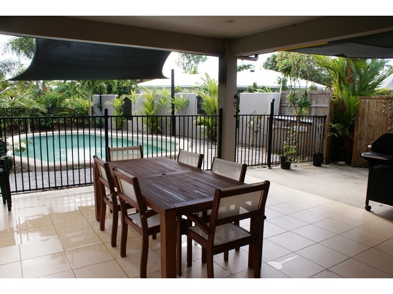 26 Southward Street, Mission Beach QLD 4852