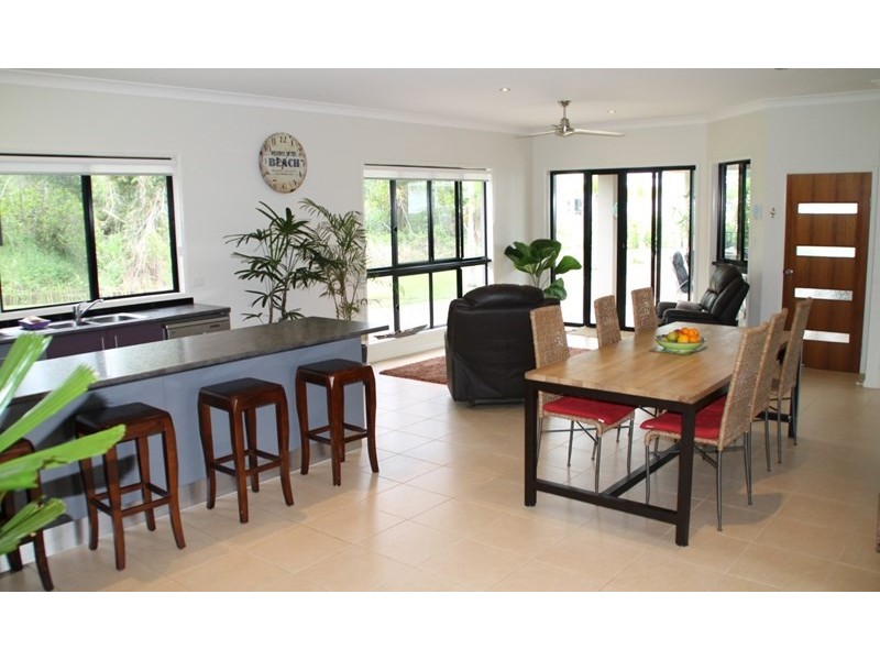 26 Southward Street, Mission Beach QLD 4852