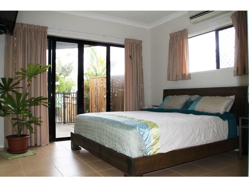 26 Southward Street, Mission Beach QLD 4852