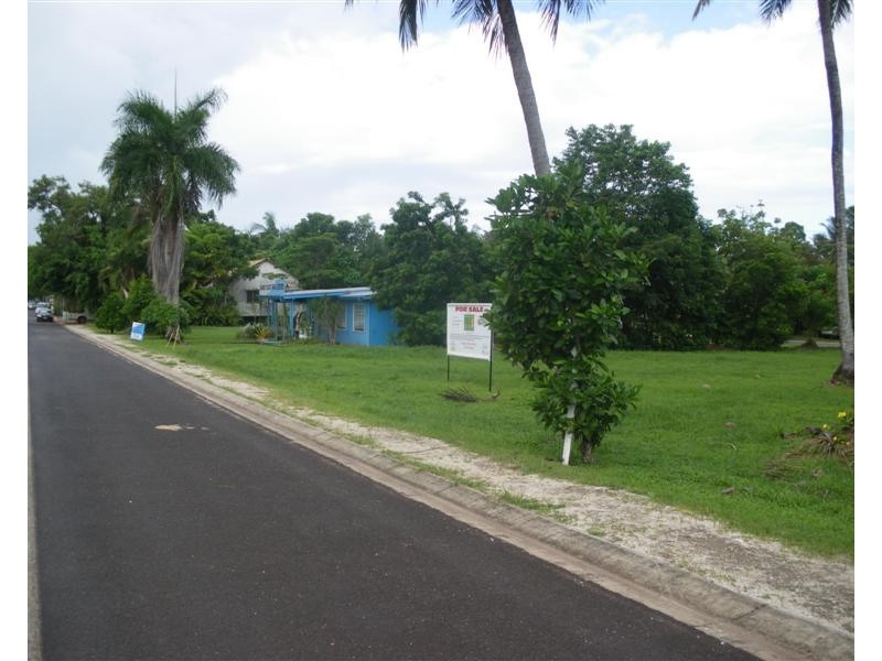 29 Porter Promenade, Mission Beach QLD 4852