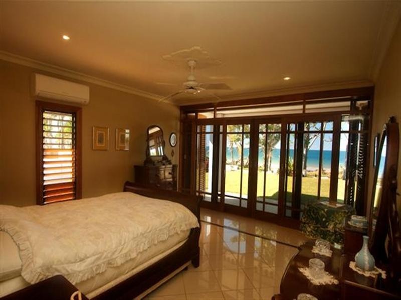 Mission Beach QLD 4852