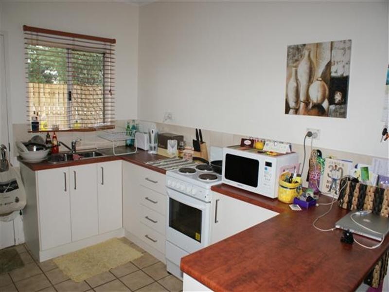 2/16 Wongaling Beach Road, Wongaling Beach QLD 4852