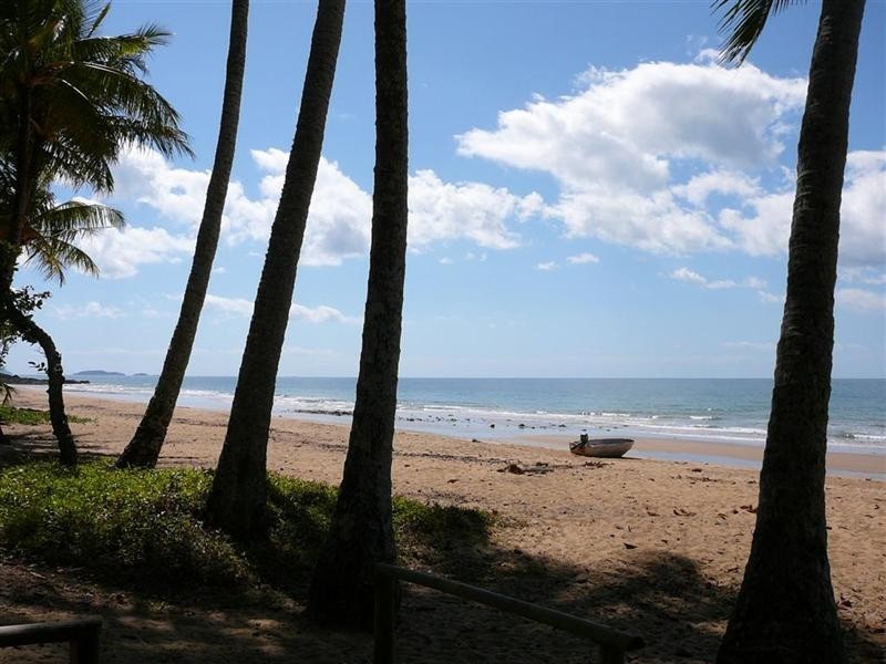 Mission Beach QLD 4852