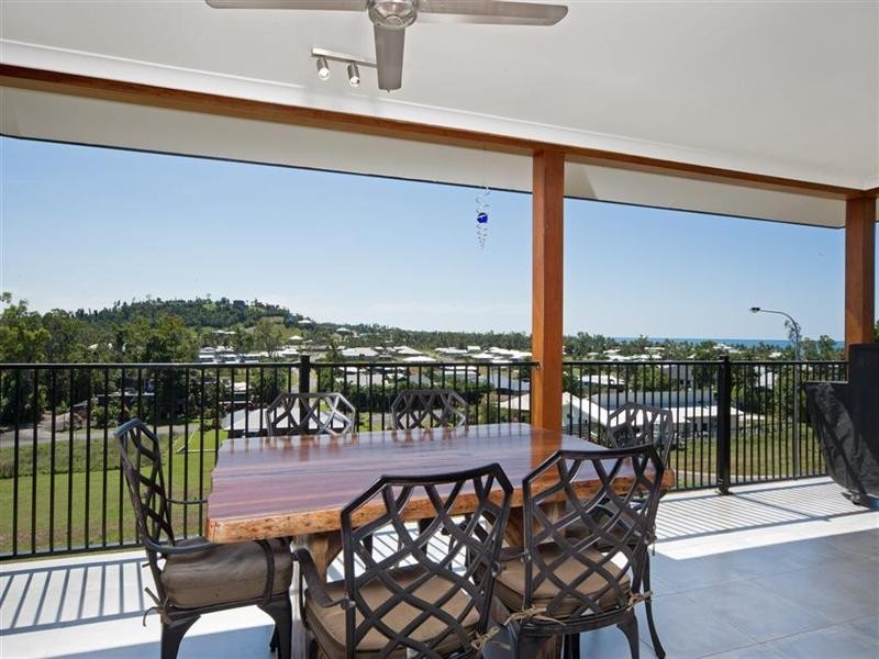 Mission Beach QLD 4852