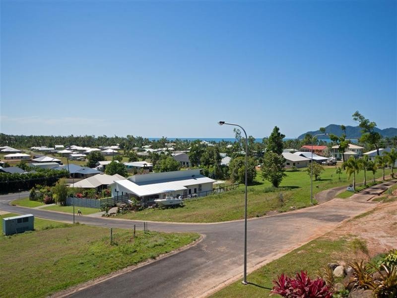 Mission Beach QLD 4852