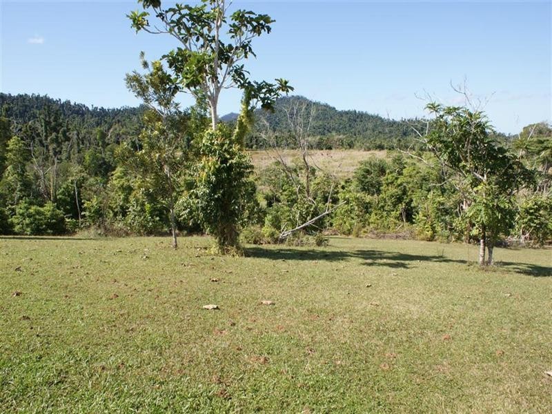 Mission Beach QLD 4852