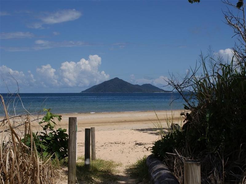 6 VOLUTE Court, Mission Beach QLD 4852