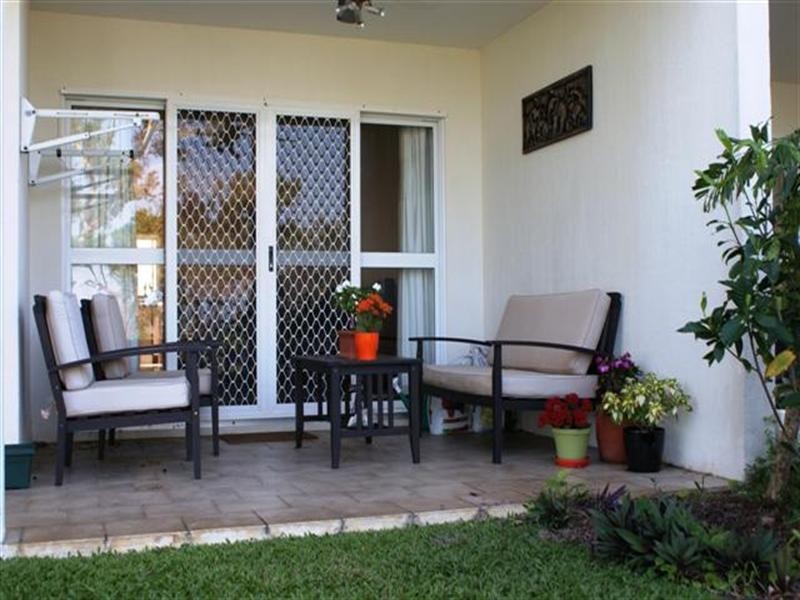 2/163 Reid Road, Wongaling Beach QLD 4852