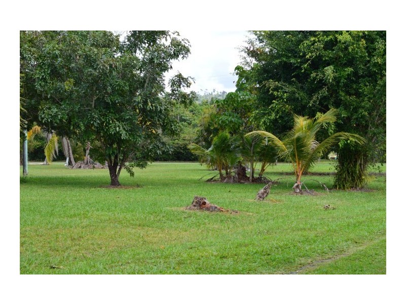 44 Dargin Road, Maria Creeks QLD 4855