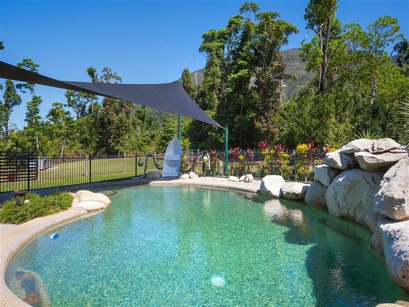 76 KEIR Road, Tully QLD 4854