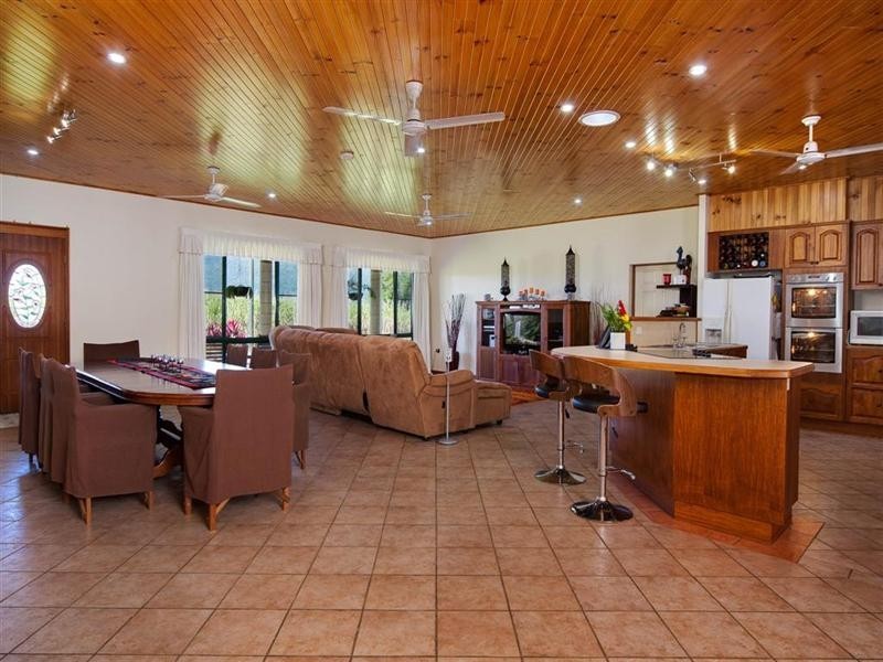 76 KEIR Road, Tully QLD 4854