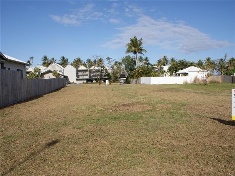 Mission Beach QLD 4852