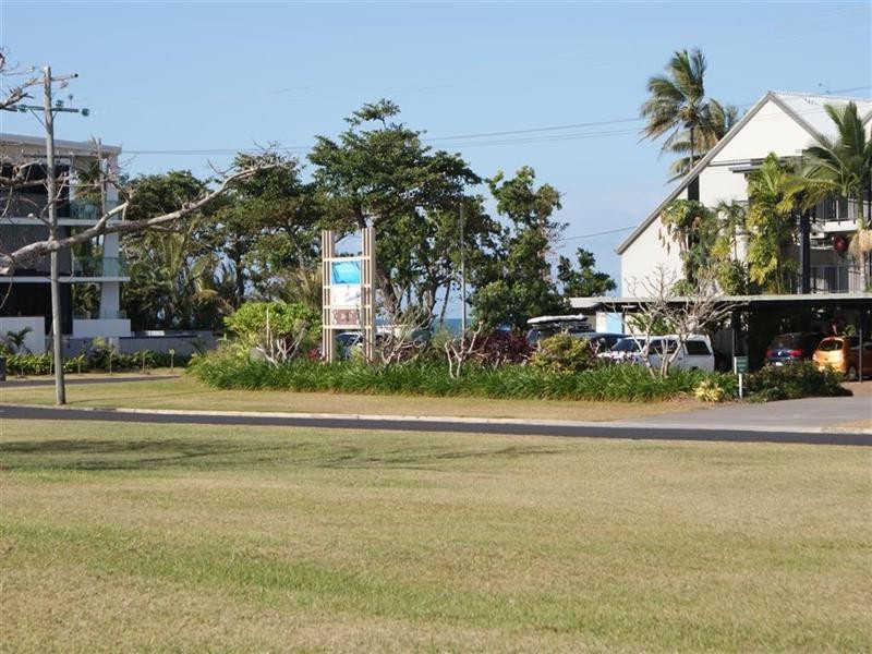 Mission Beach QLD 4852