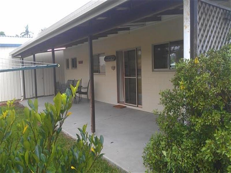 8 Lindquist Close, Mission Beach QLD 4852