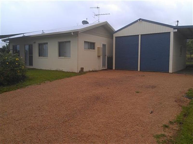 8 Lindquist Close, Mission Beach QLD 4852