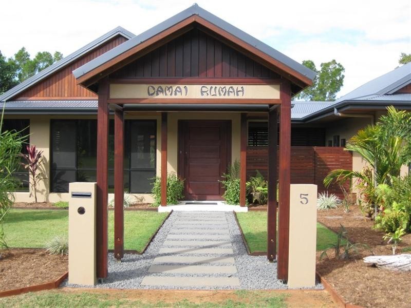 Mission Beach QLD 4852