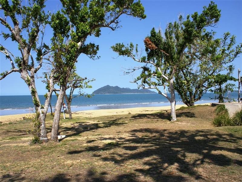 Mission Beach QLD 4852