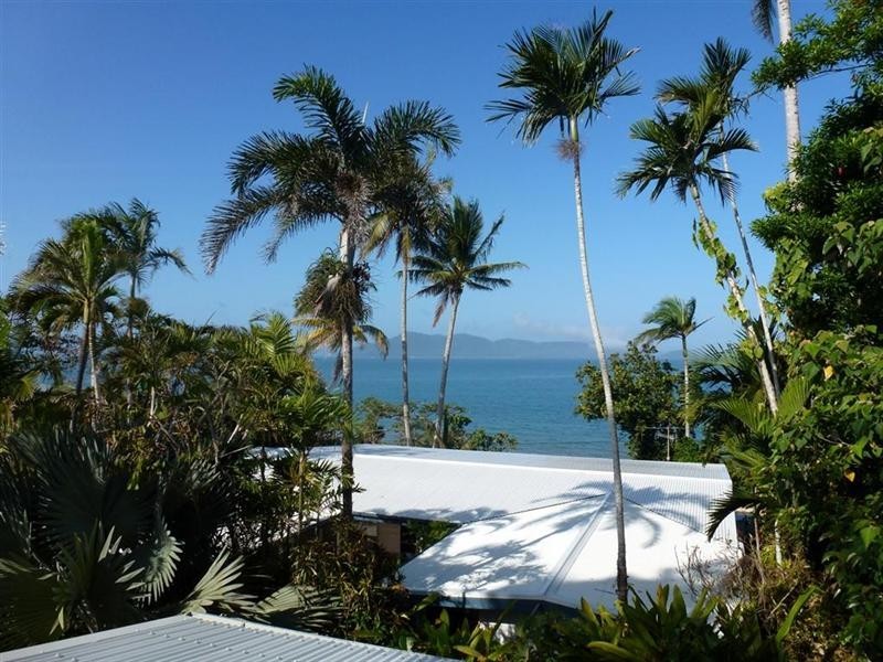 Mission Beach QLD 4852