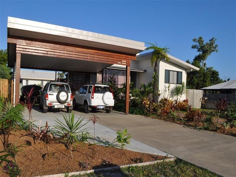 Mission Beach QLD 4852