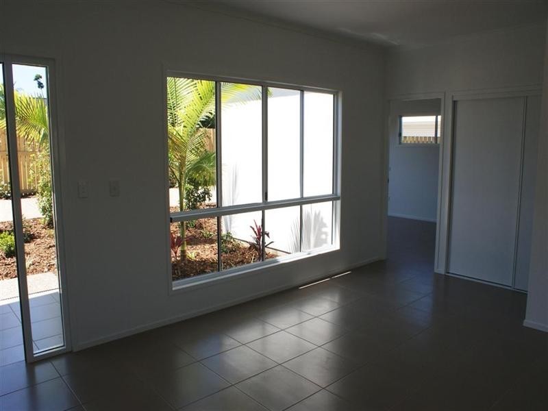 1/20 Seaview Street, Mission Beach QLD 4852