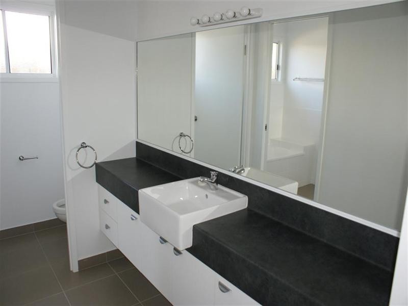 1/20 Seaview Street, Mission Beach QLD 4852